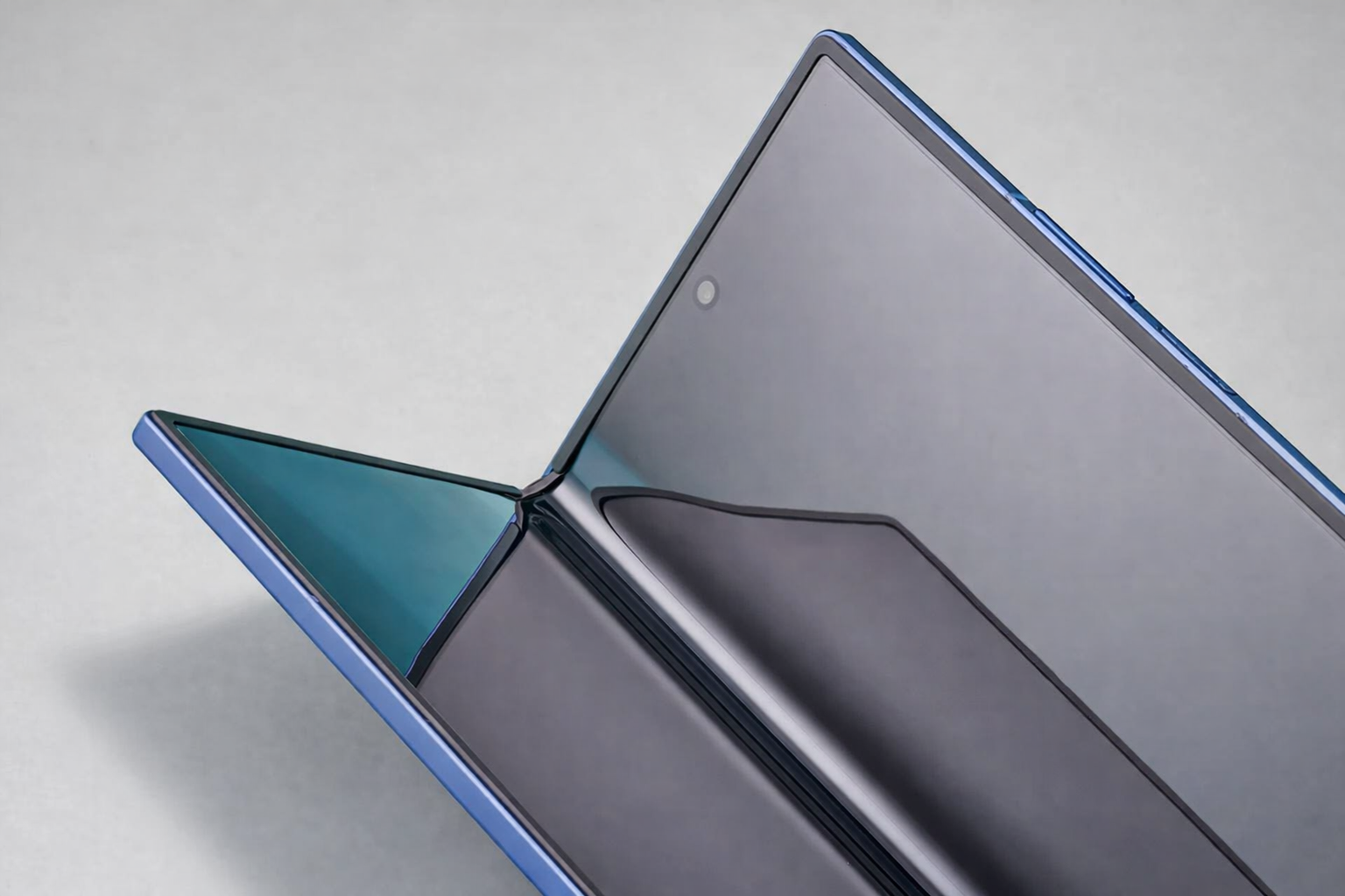 iPhone Foldable Advantage Explained Clearly