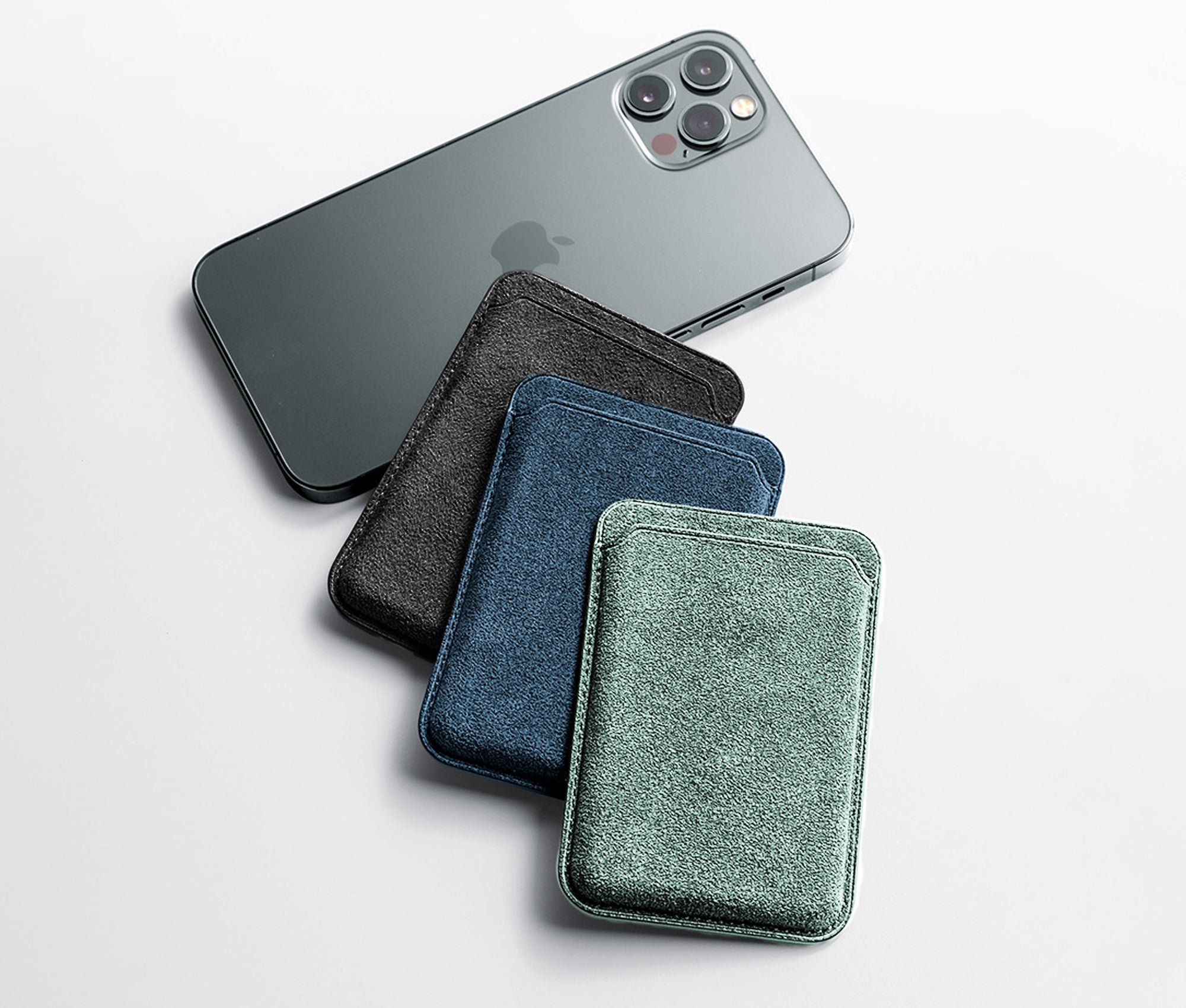 Komodoty Alcantara MagSafe Wallet Black Ocean Blue Mint iPhone Together Desktop