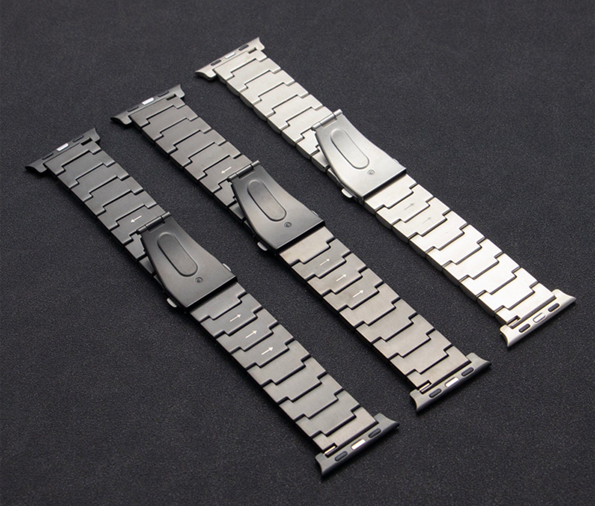 Komodoty Titanium Apple Watch Band Black Gray SilverBuckles Inside