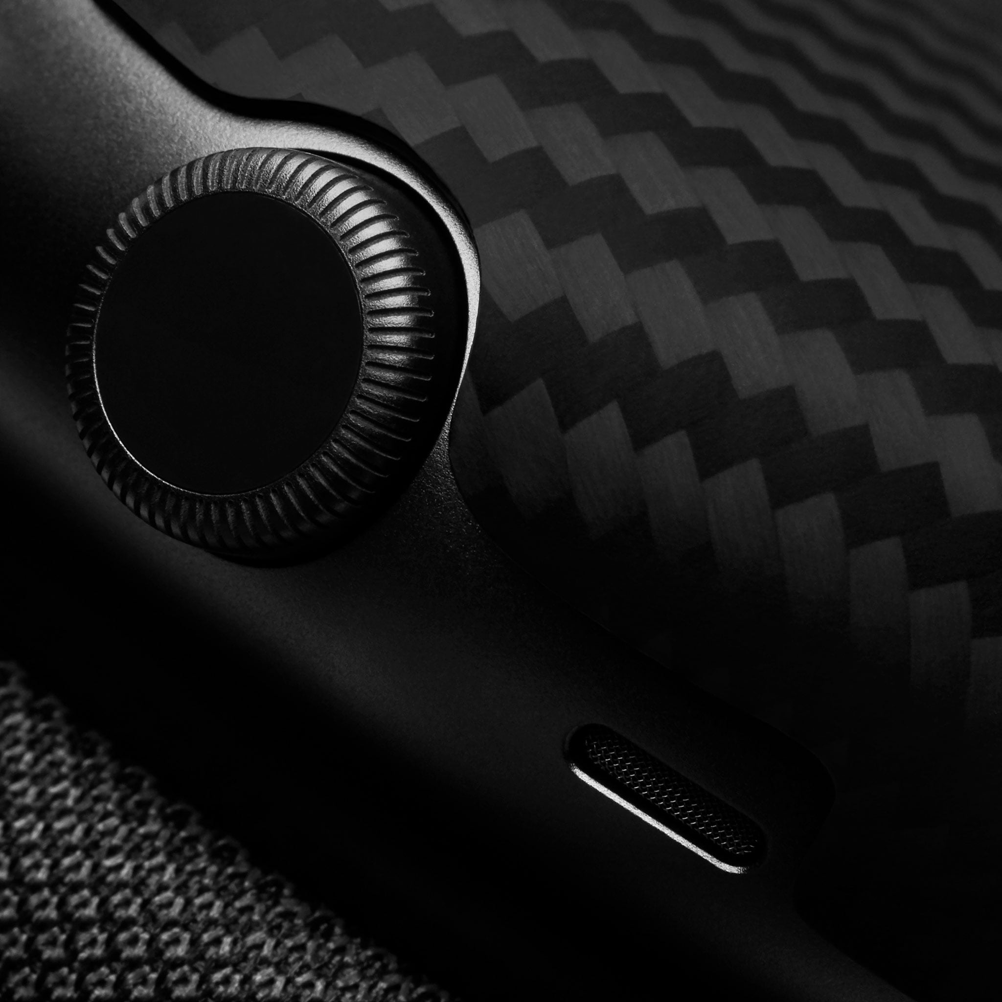 AirPods Max Aramid Fiber case in black
